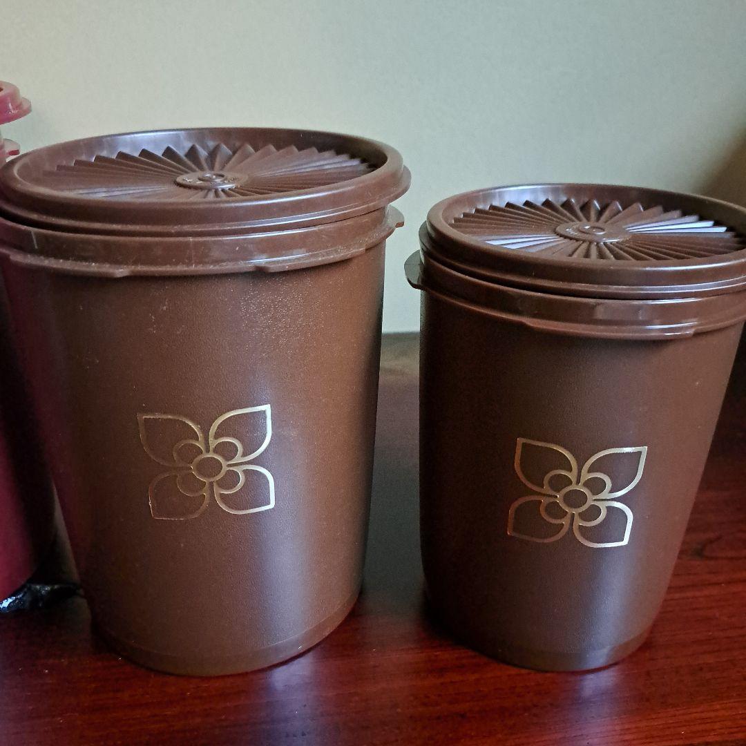 【新品/希少】Tupperwareマキシデコレータ　保存容器 4個セット