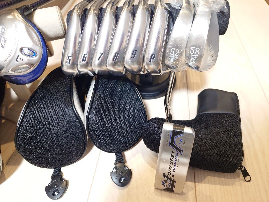 ダンロップ ハイブリッド メンズゴルフクラブセット 美品のキャディバック付