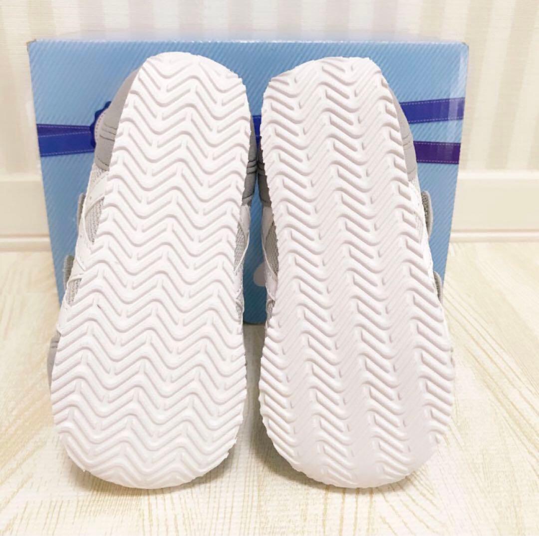 【新品未使用】familiar asix コラボスニーカー 15cm