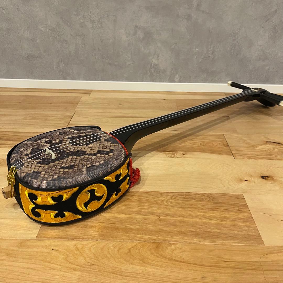 沖縄 三線 人工 蛇皮 初心者 美品 和楽器 民謡 入門 練習 ギター