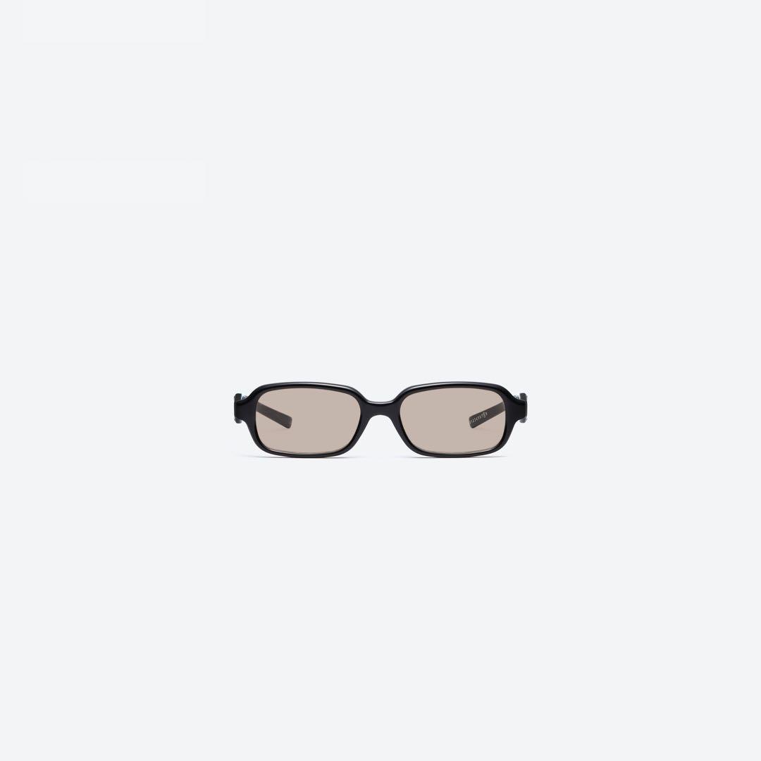 JUNG KOOK 着用 ジェントルモンスター マルジェラ ブラウン サングラス