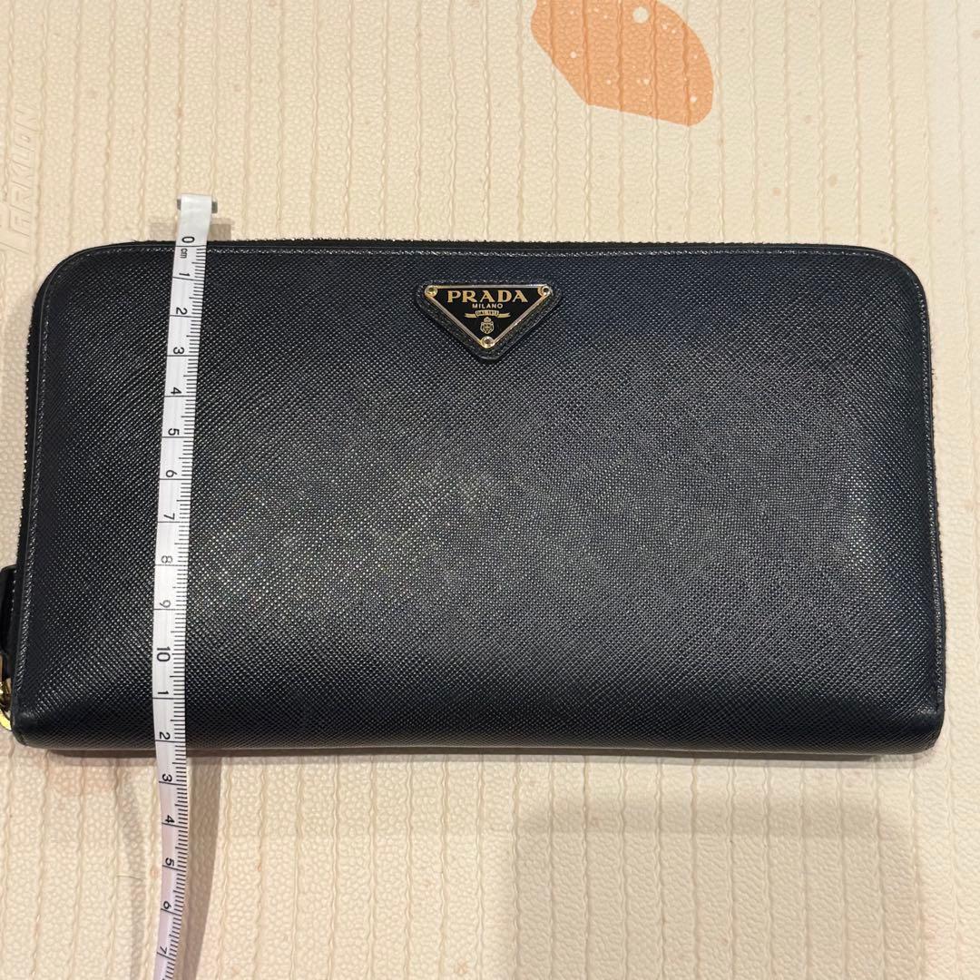 d*n様 PRADA プラダ 長財布 サフィアーノ ブラック 1M1188