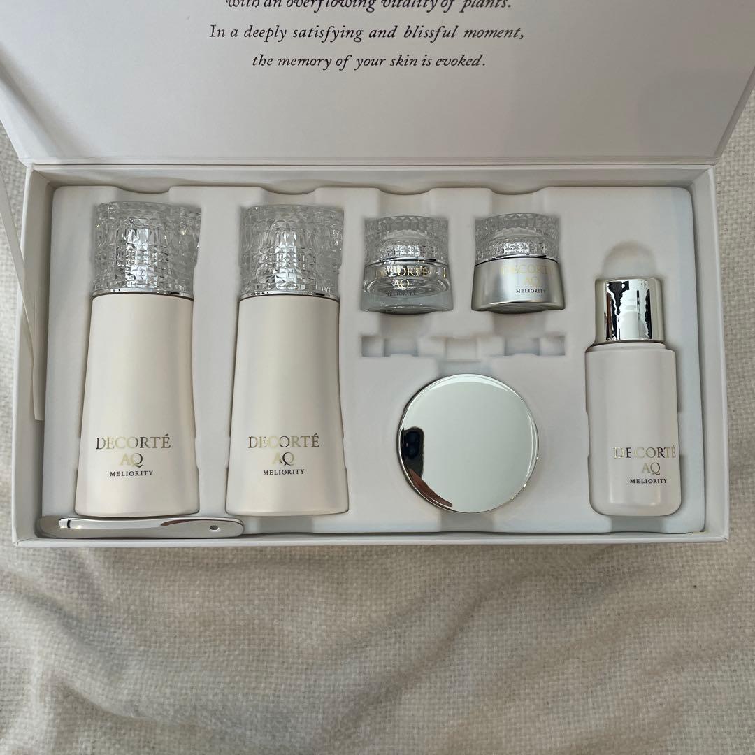 コスメデコルテ AQミリオリティ ラグジュアリアスコフレn - メルカリ