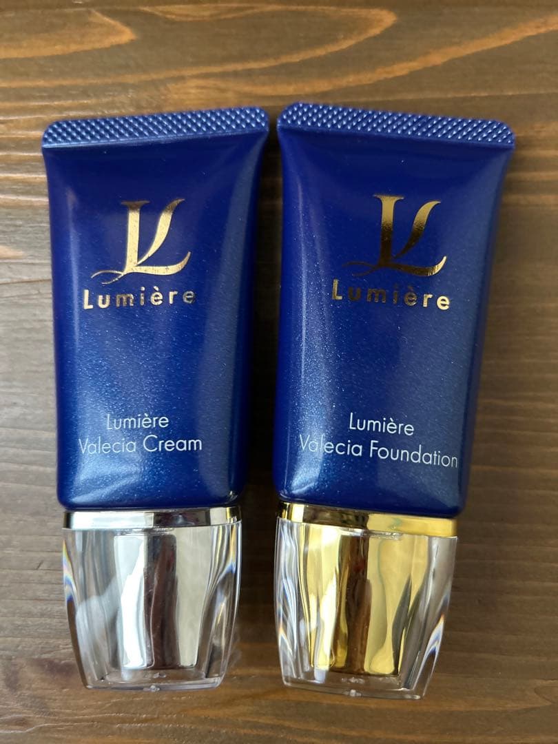 ルミエル Lumiere ファンデu0026クリーム2点セット Lumière Valecia