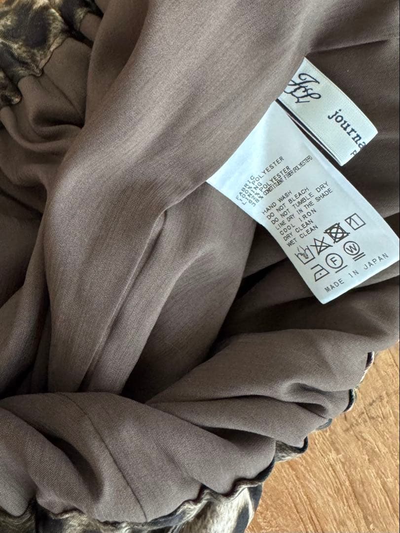 journal standard luxe マットサテンレオパ イージーパンツ