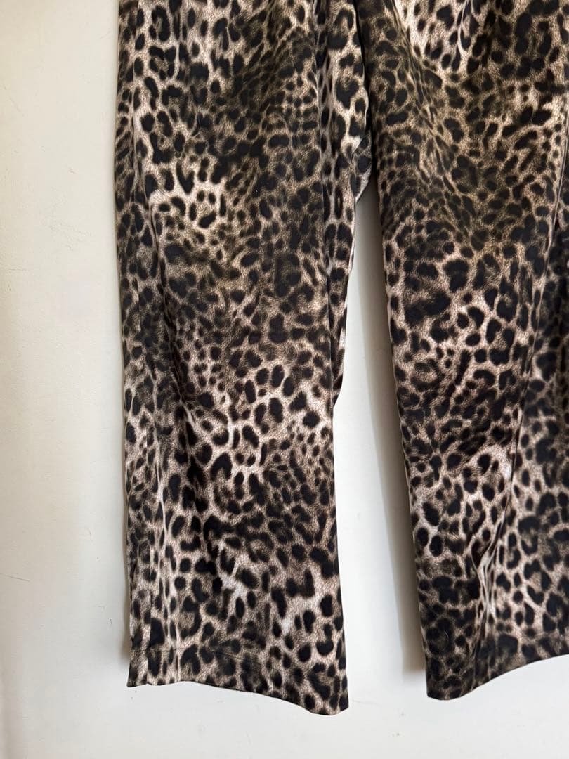 journal standard luxe マットサテンレオパ イージーパンツ