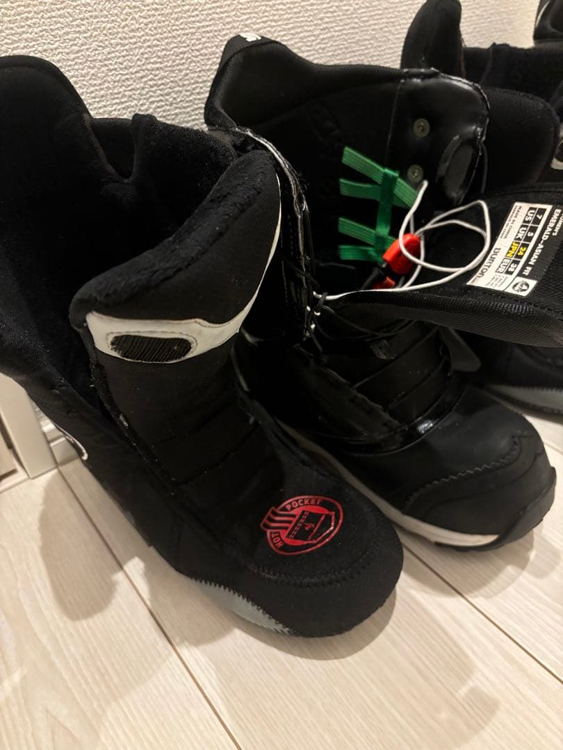 Burton Emerald-Asan Fit スノーボードブーツ　ブラック