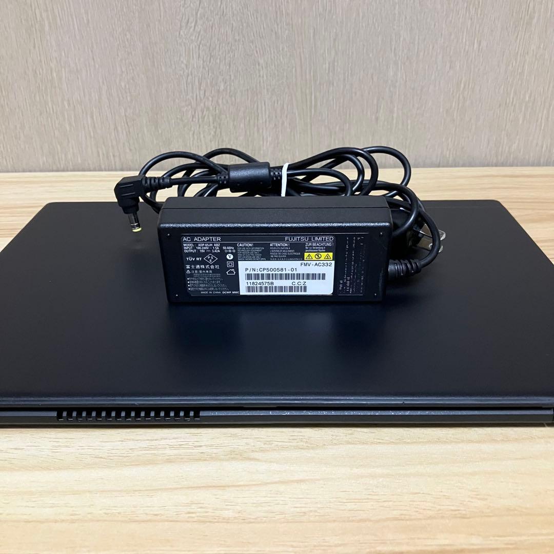 《フューチャー》第10世代LIFEBOOK U9310 i5