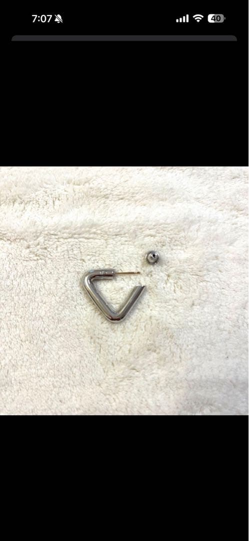 CAREERING シルバー三角ピアス(片耳用) 701