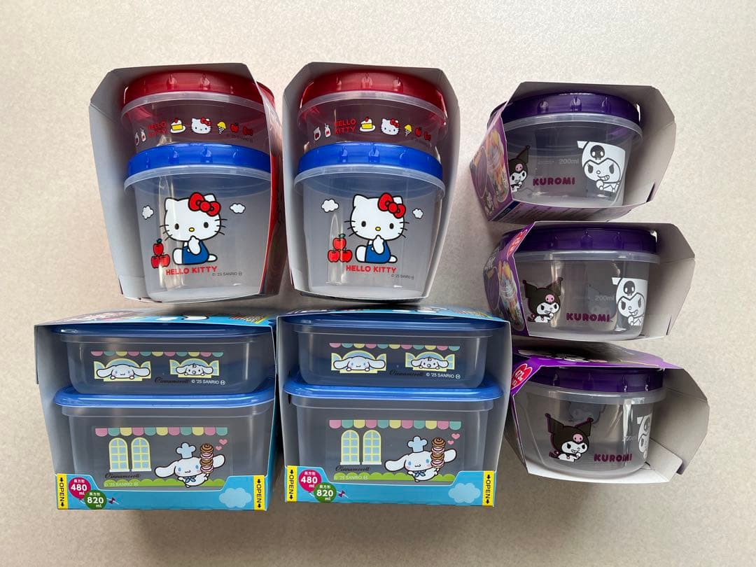 【新品未開封】ジップロック コンテナー サンリオ キティ クロミ シナモンロール