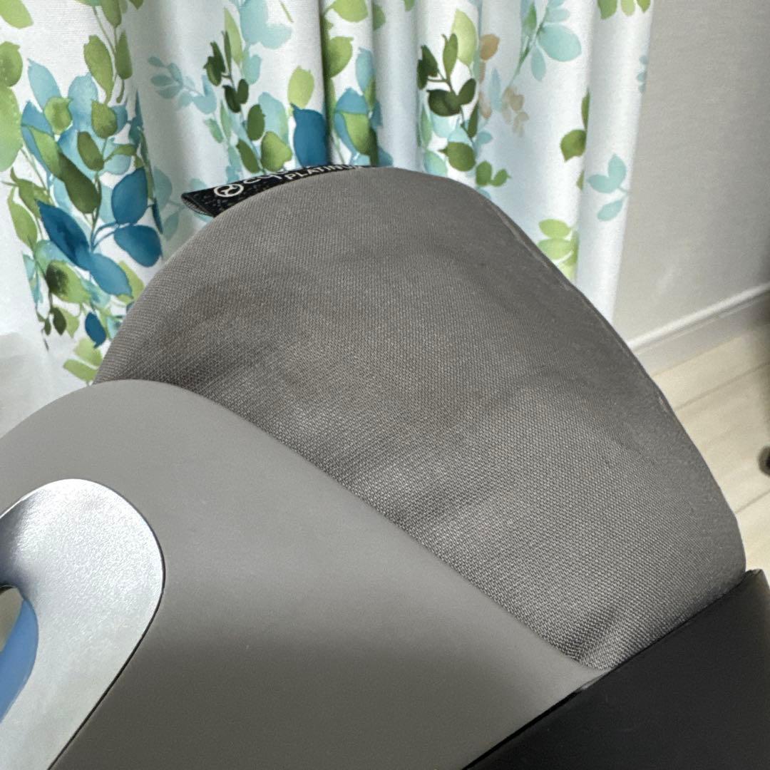 cybex ベビーシート サイベックス　チャイルドシート　ISOFIX グレー