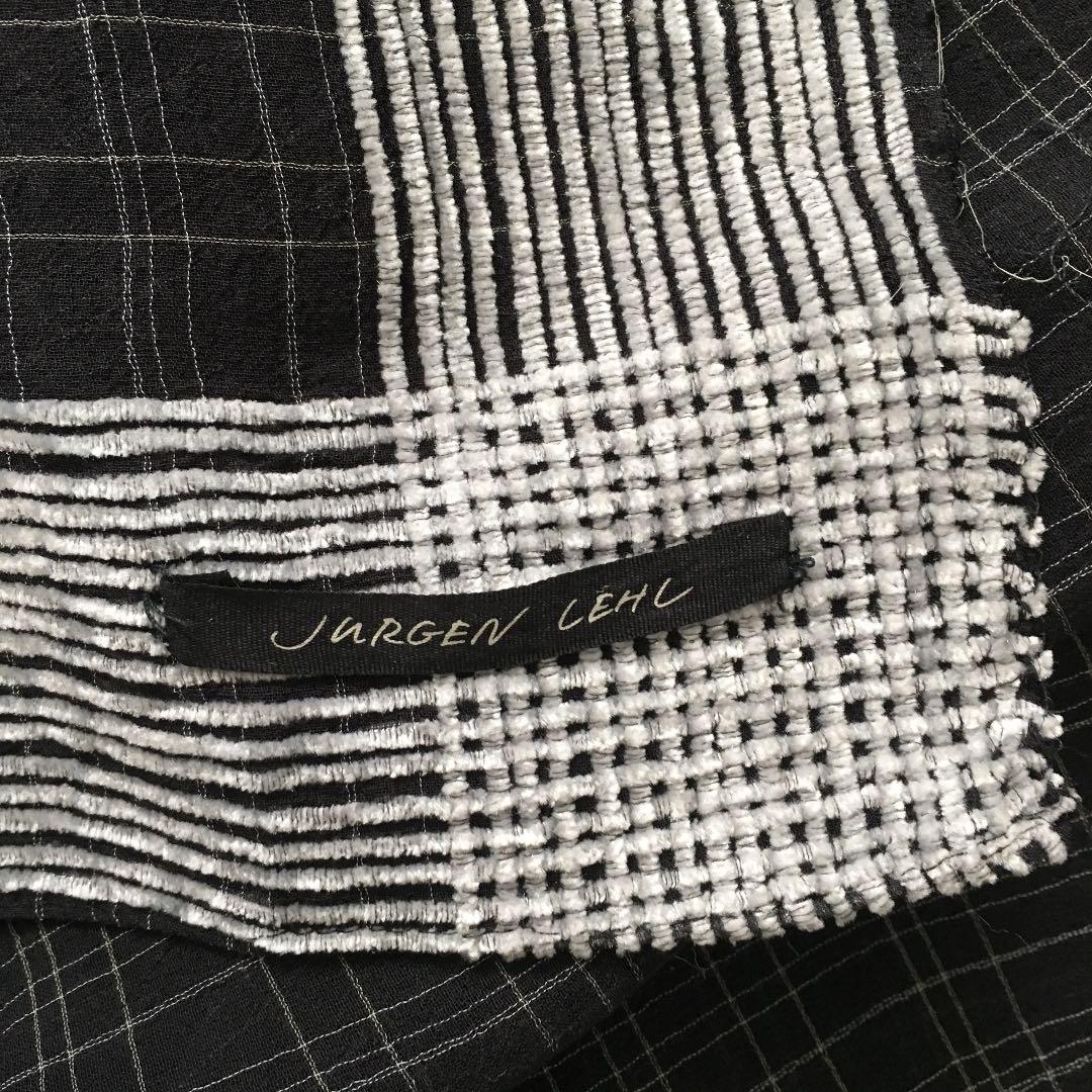 ババグーリ 腕が通せて羽織りにもなるストールマフラー ヨーガンレール