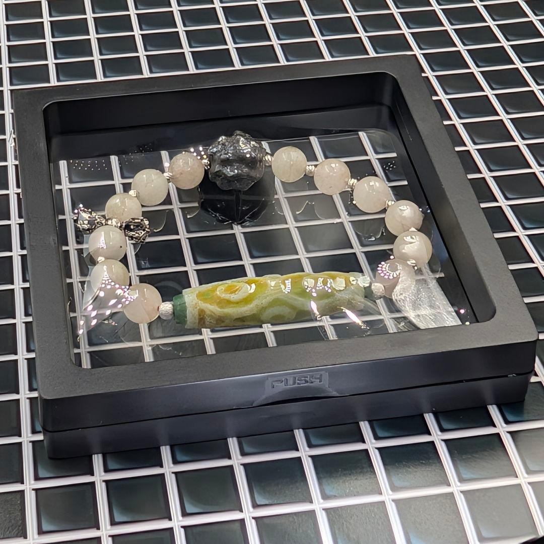 【一点物】呪禁導師シリーズ最新作『金剛隕石リビアン導師』