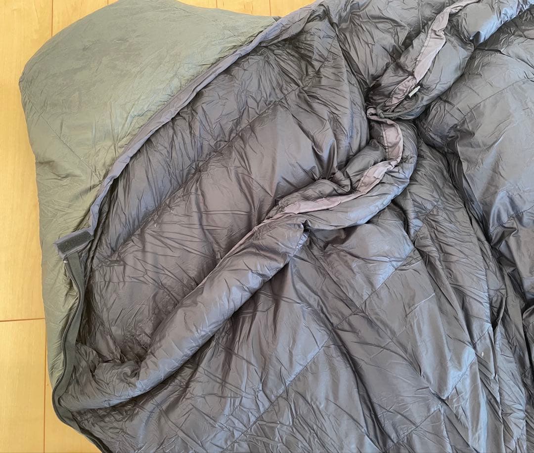 NANGA シュラフ 500STD カーキ色