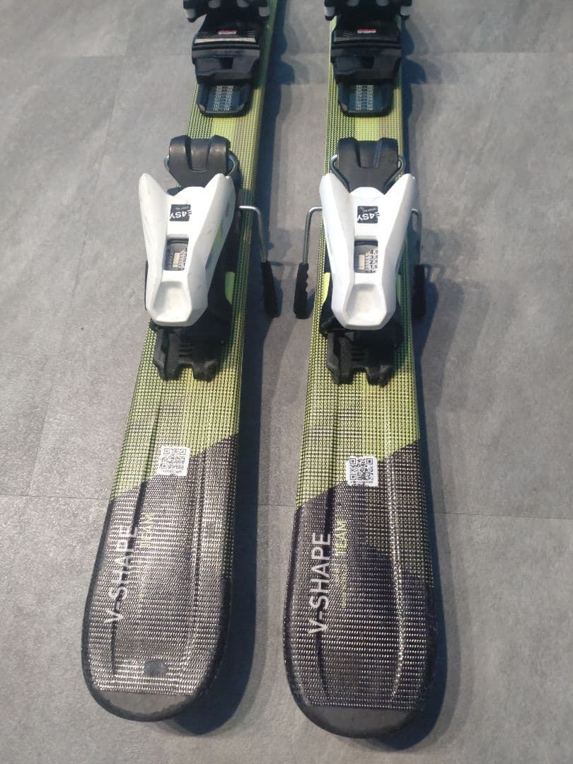 HEAD V-SHAPE スキー板　107センチ