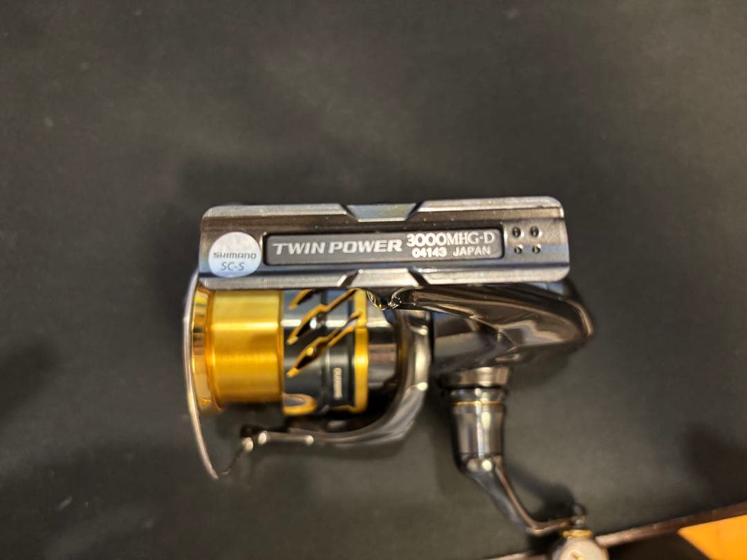 リール SHIMANO 20TWIN POWER 3000MHG