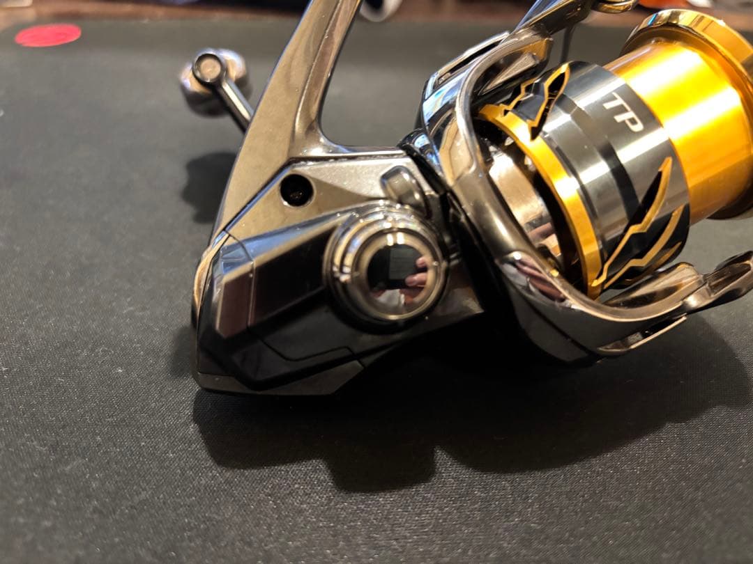 リール SHIMANO 20TWIN POWER 3000MHG
