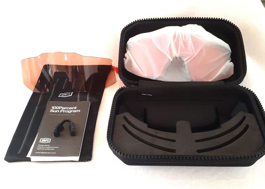 2025新作 100% Speedcraft クリアグレー ブラック サングラス - メルカリ