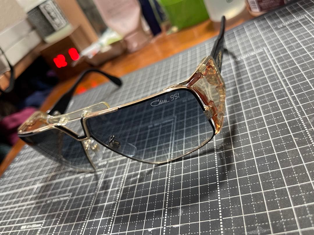 定価8万‼︎Cazal レジェンド951 サングラス クリア/ゴールド美品