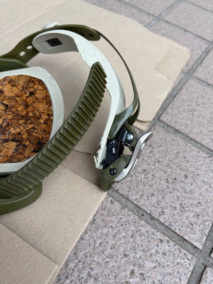 FLUX バインディング　XF Limited 18-19 sizeM