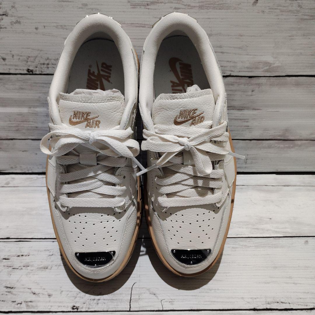極美品✨24cm ナイキ ウィメンズ エアジョーダン1 ブルックリン ロー 白