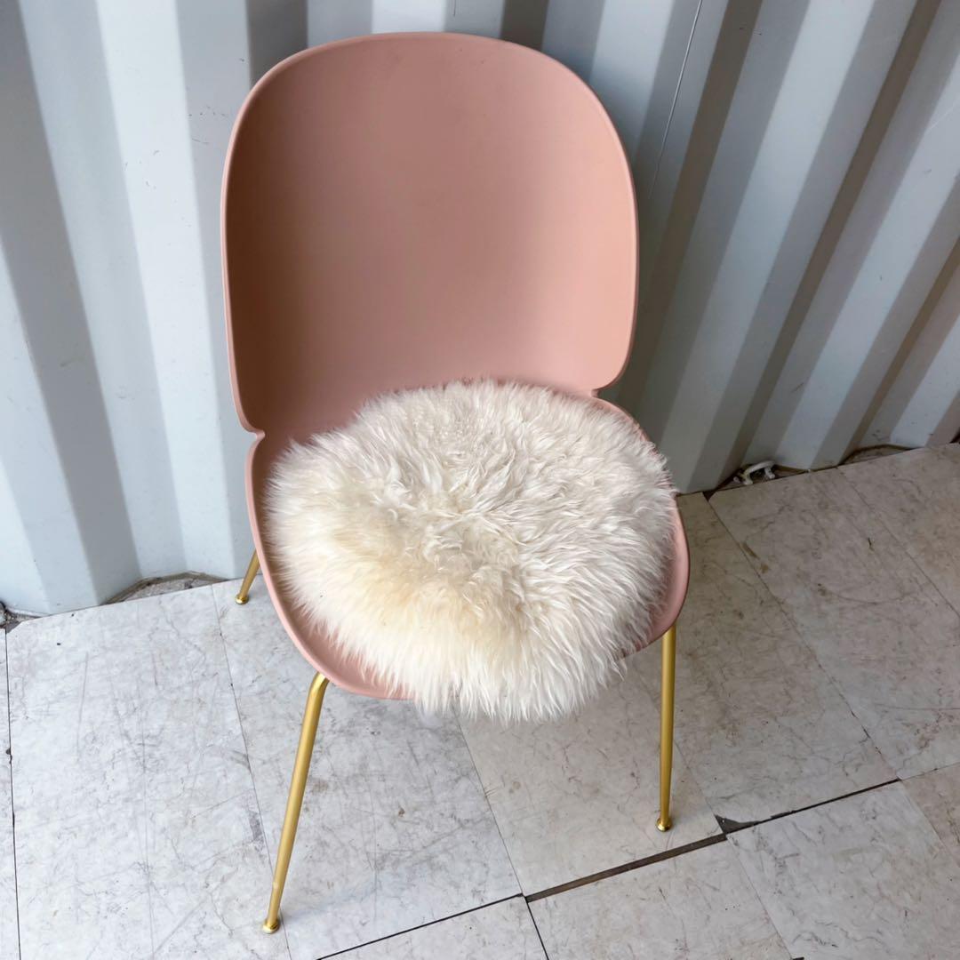 取付無料！GUBI ビートルチェア 姫系スウィートピンク ダイニングチェア✨