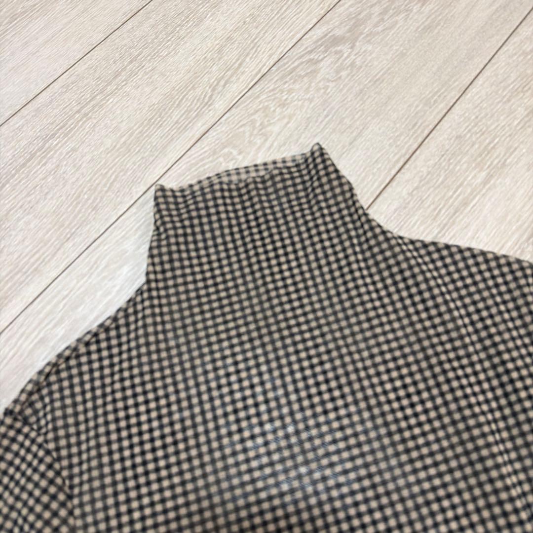 ウノア　Unoa チェック タートルネック 長袖ウェア