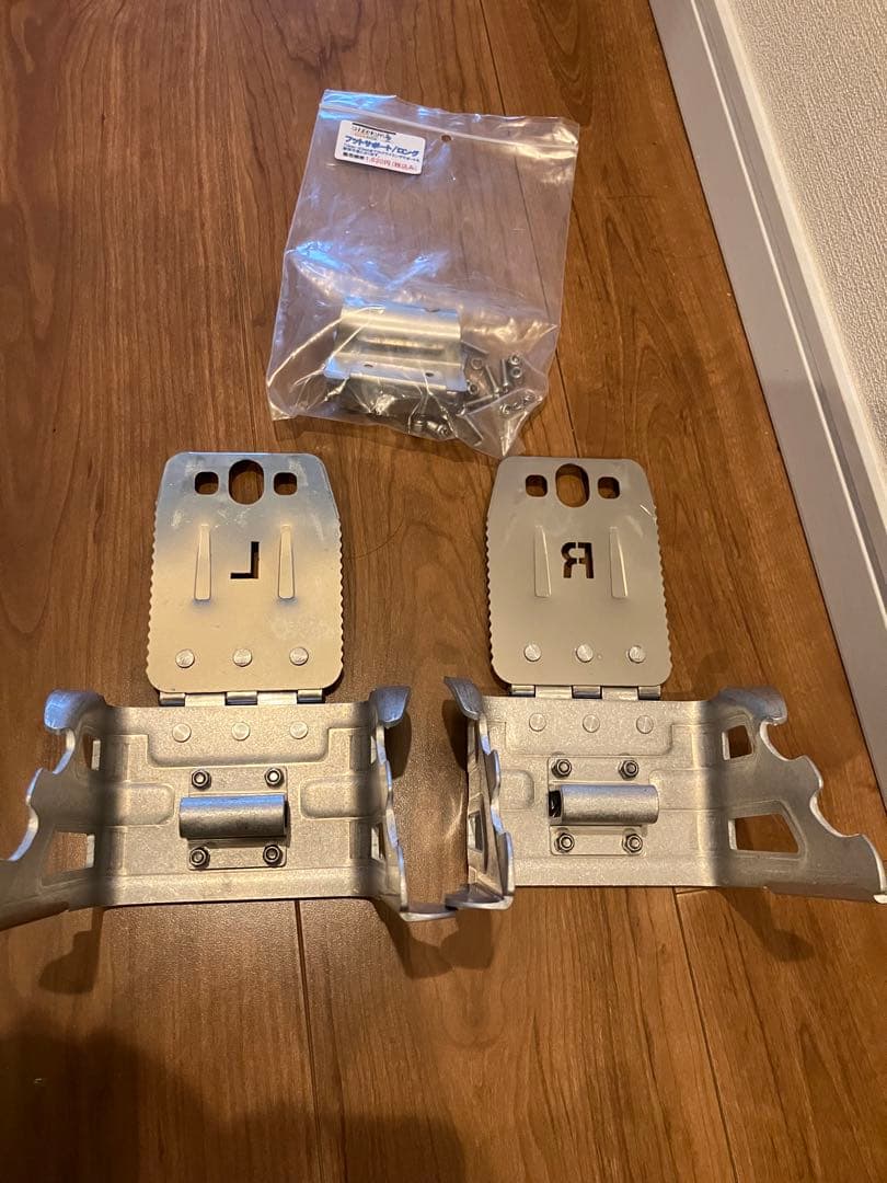 スキーアイゼン アイゼくん IK-9N - メルカリ