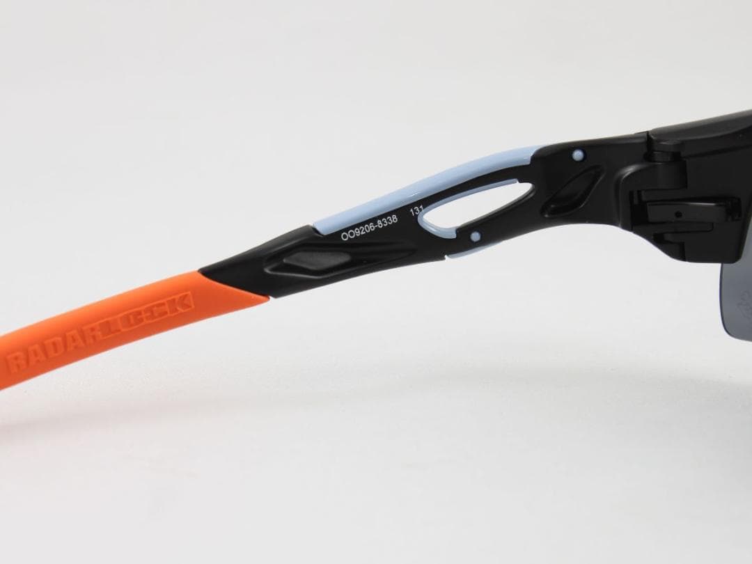 オークリー OO9206-8338 レーダーロックパス 読売ジャイアンツ - メルカリ