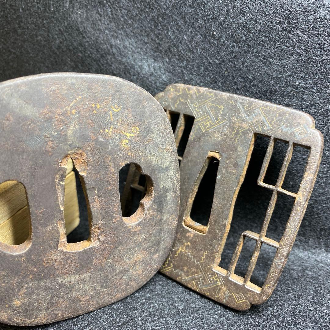 時代刀鍔　金象嵌等　木箱付　320g 東Y7-0220☆2Fトヒチ