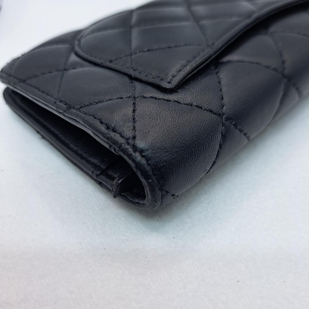 CHANEL　マトラッセ　長財布　ラムスキン　財布　二つ折り