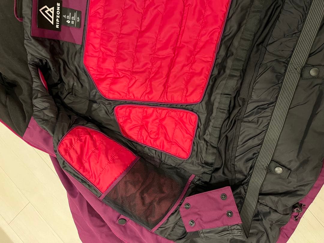 RIPZONE スノボウェア(上)