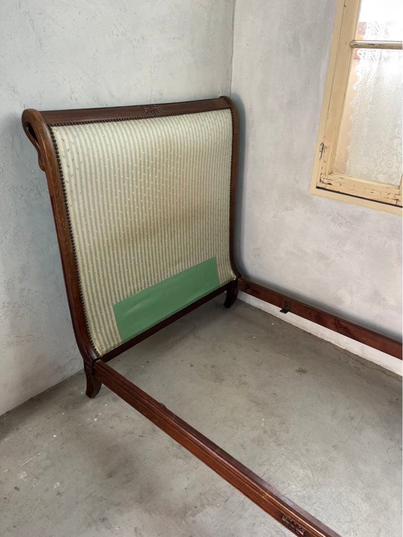 フランスアンティーク　スワン　ベッドフレーム　シングル