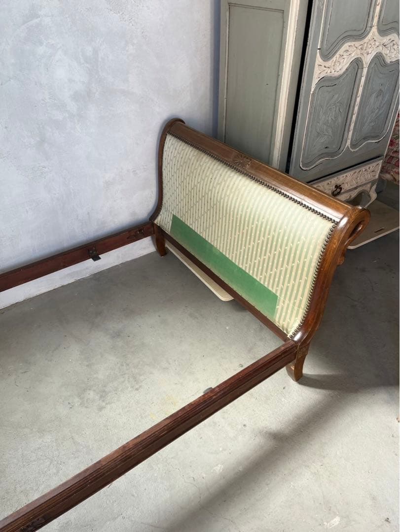 フランスアンティーク　スワン　ベッドフレーム　シングル