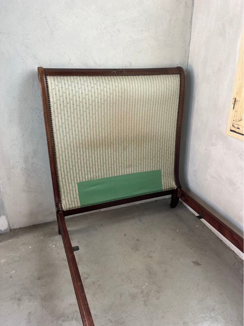 フランスアンティーク　スワン　ベッドフレーム　シングル