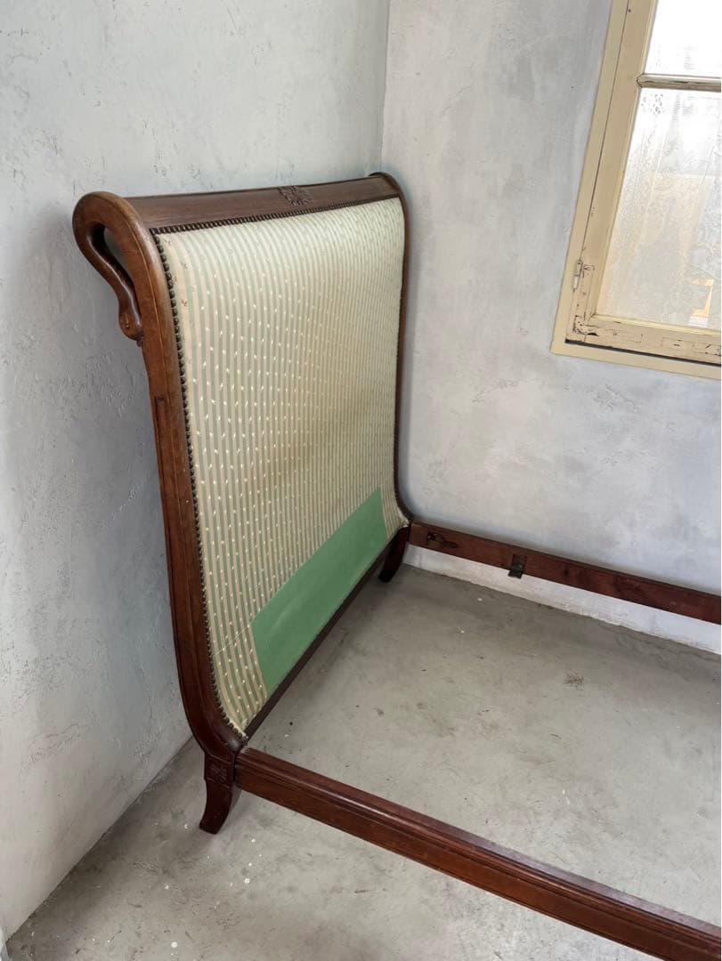 フランスアンティーク　スワン　ベッドフレーム　シングル