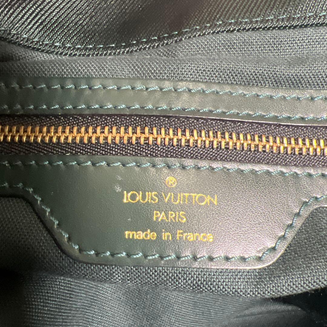 ルイ・ヴィトン タイガ デルス-エピセア ショルダーバック レザーM30164