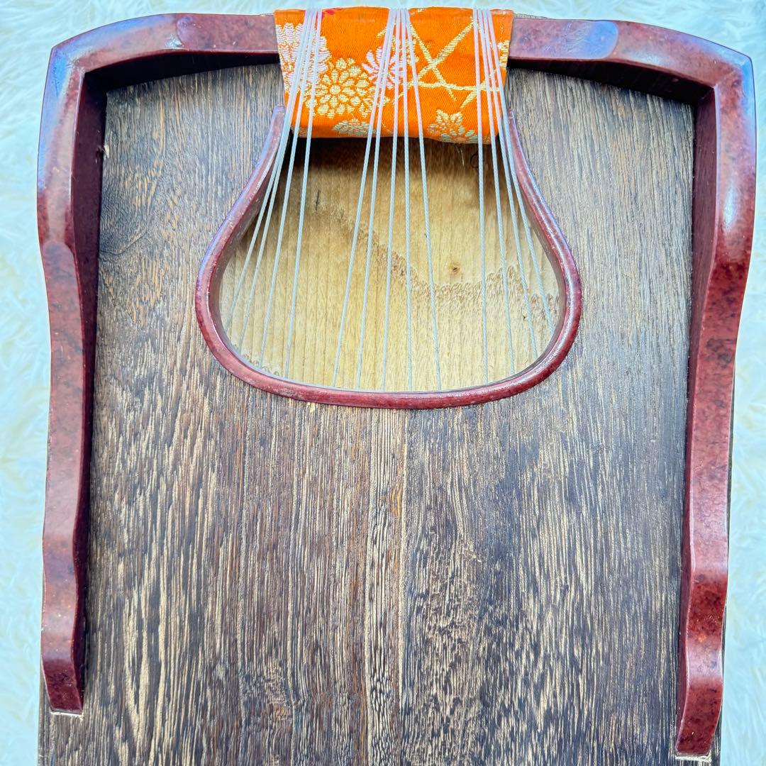 極上彩色★蒔絵　琴　13弦　すだれ彫　筝　柱付き