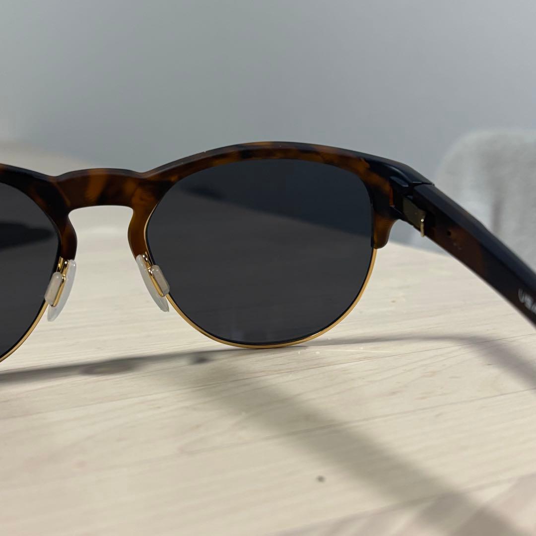 オークリー　サングラス　ラッチ　キー　美品 LATCH KEY