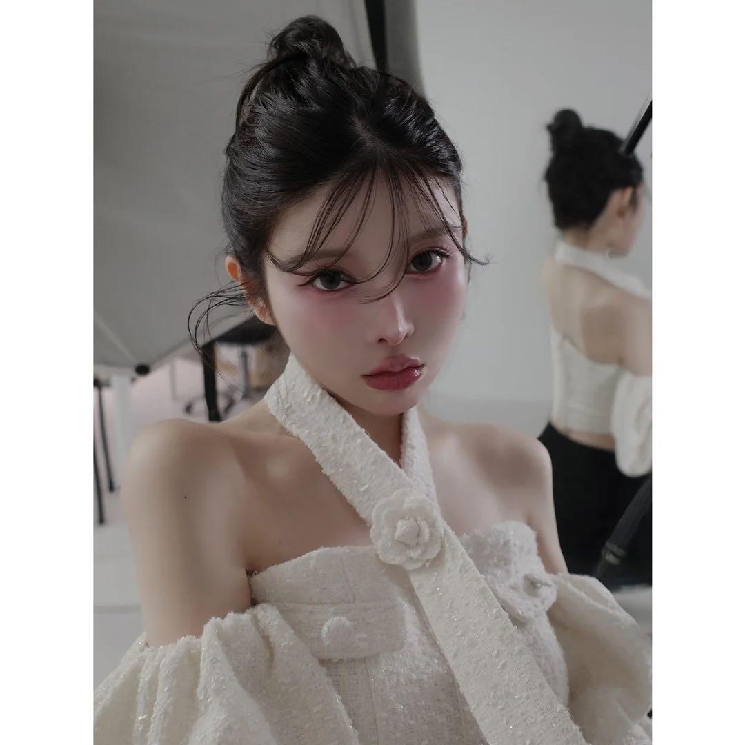 新品タグ付 イエロー ダーリッチ ホルターネックオフショルツイードトップス