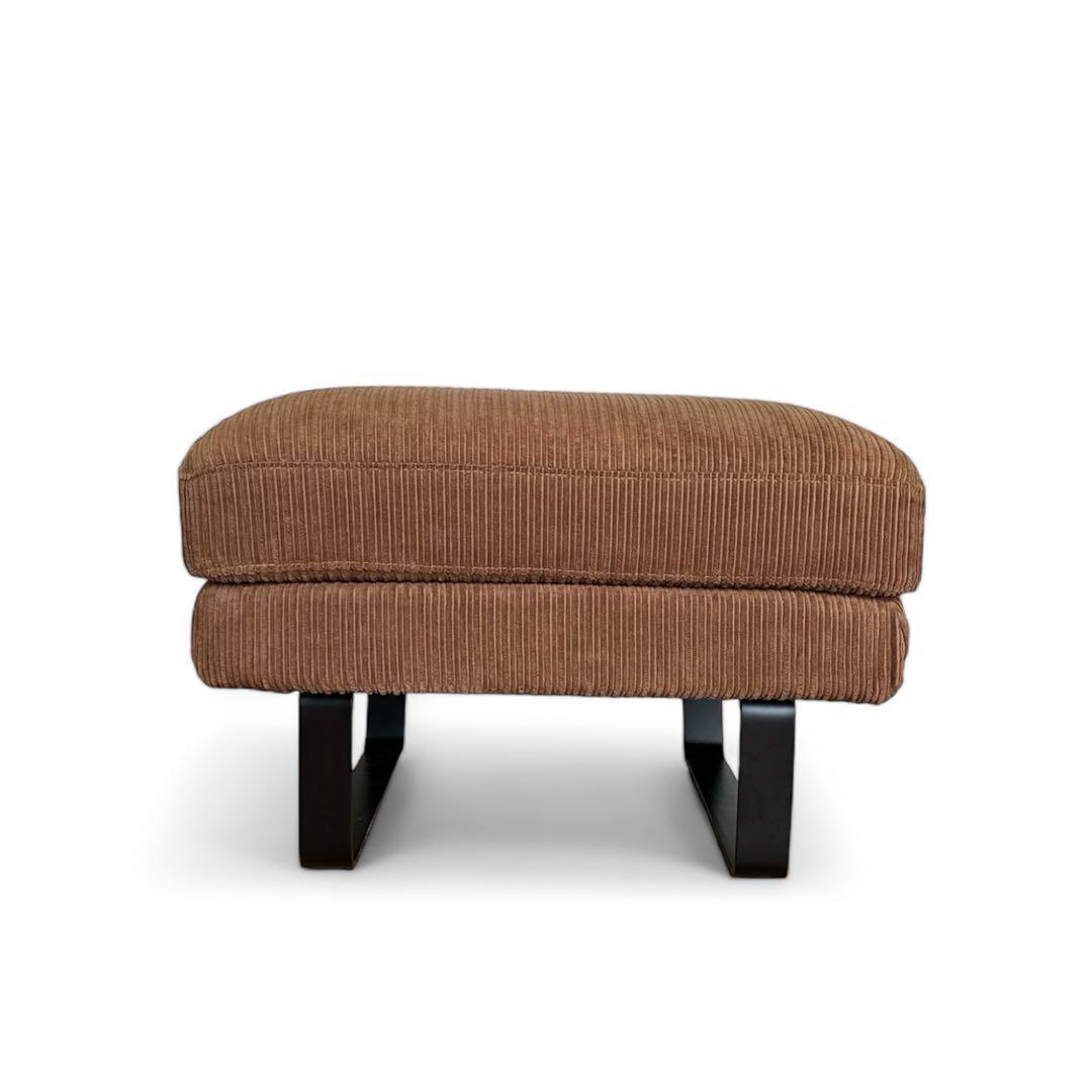 美品】UNICO ウニコ GRIFU グリフ カバーリングオットマン - メルカリ