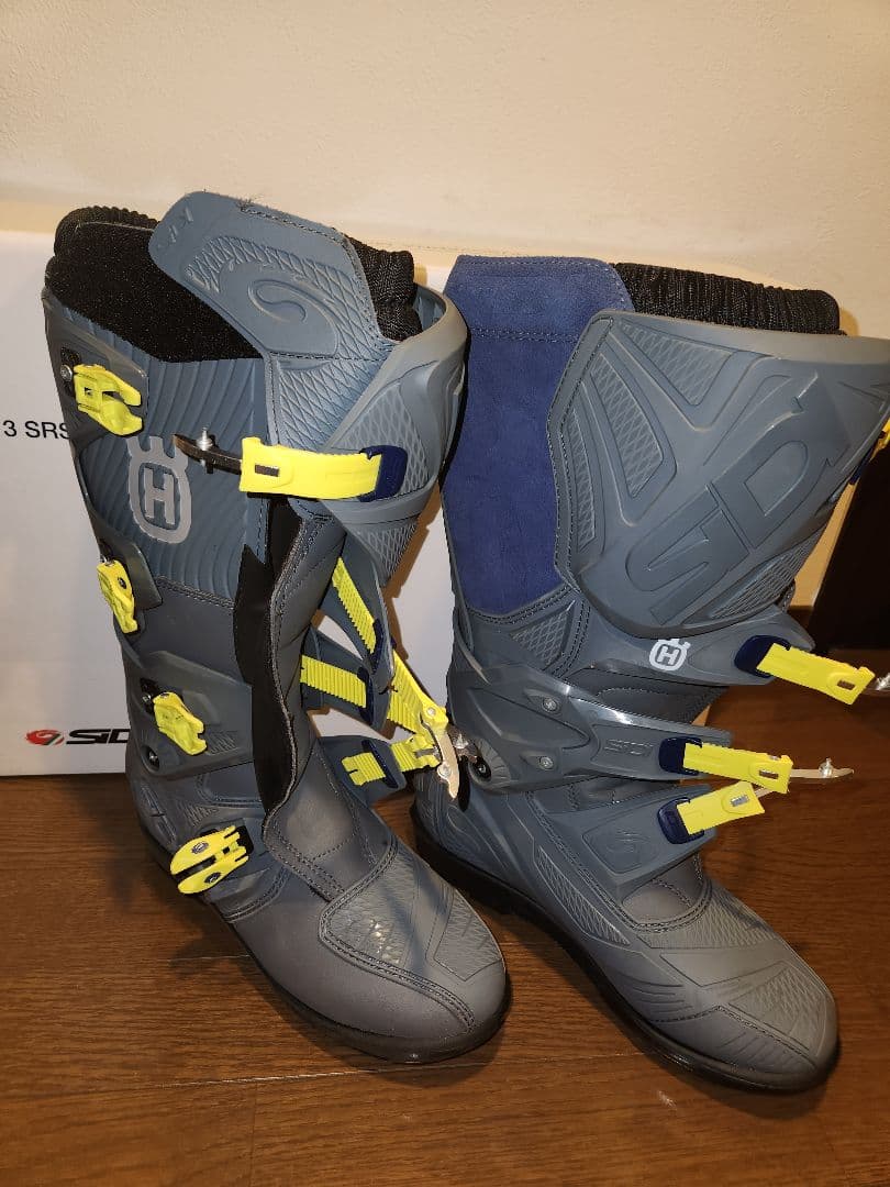 SIDI X-3 SRS BOOTS　Husqvarna　JP26.5