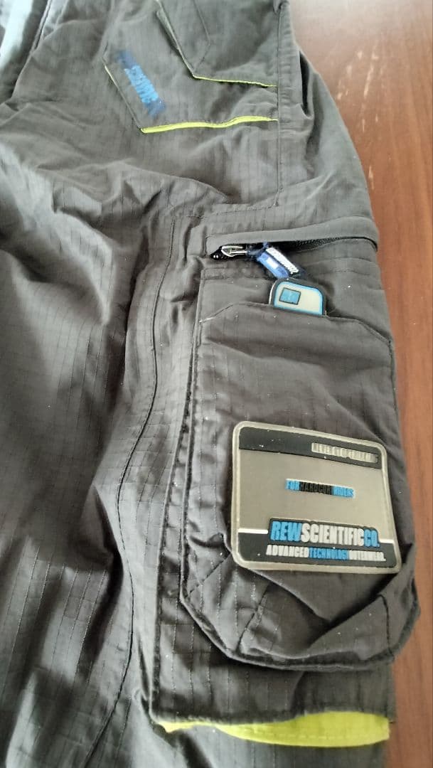 REW スノーボードウェア　上下セット