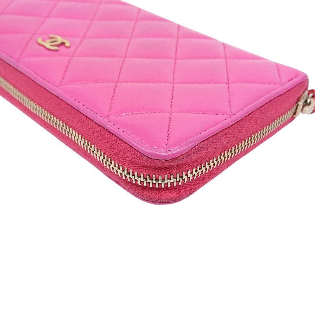 CHANEL ピンク マトラッセ ココマーク 長財布　ラウンド　箱　カード付