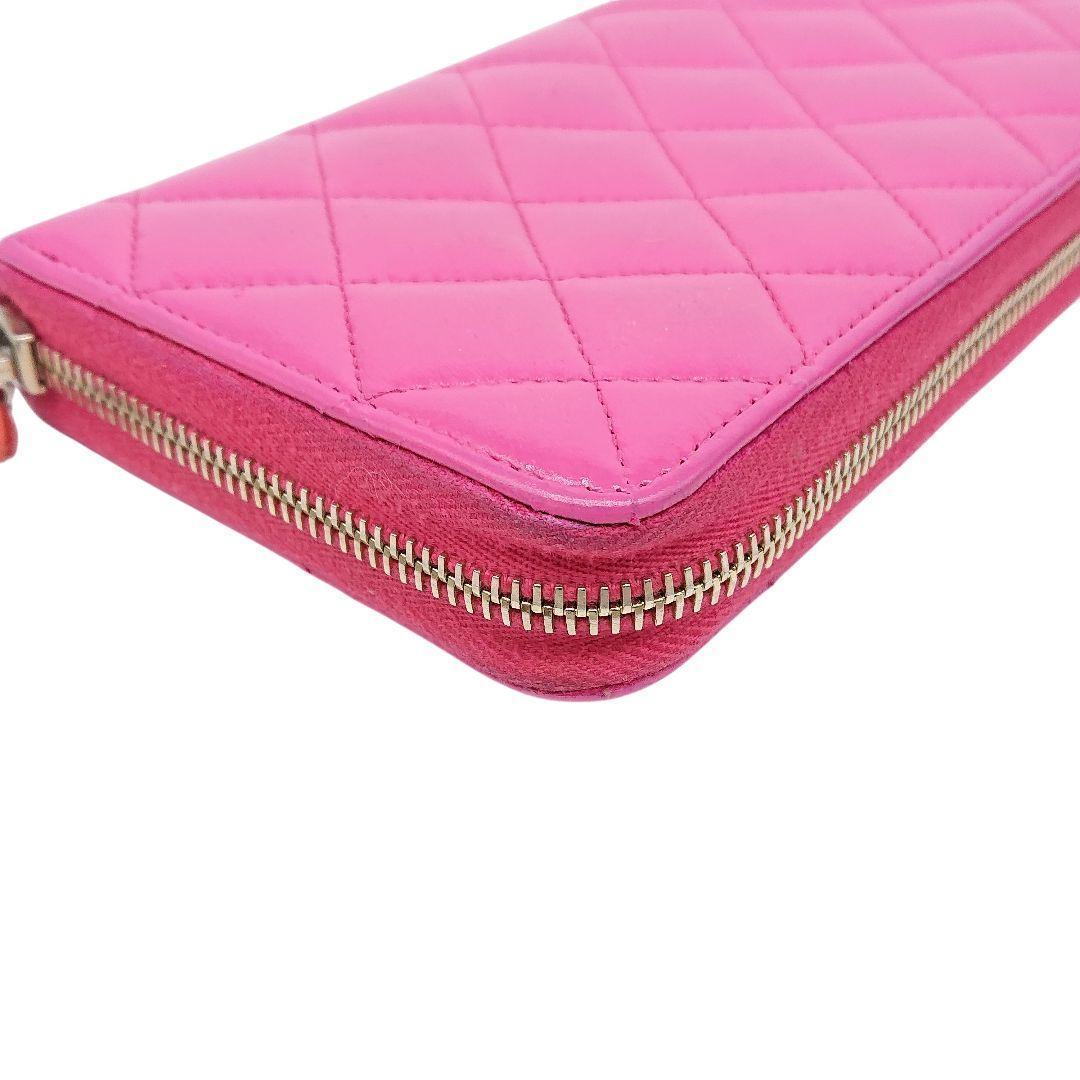 CHANEL ピンク マトラッセ ココマーク 長財布　ラウンド　箱　カード付