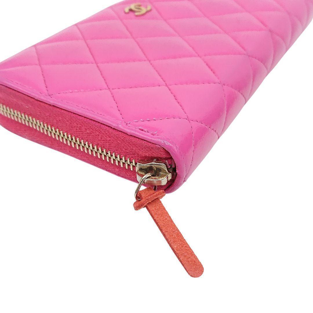 CHANEL ピンク マトラッセ ココマーク 長財布　ラウンド　箱　カード付