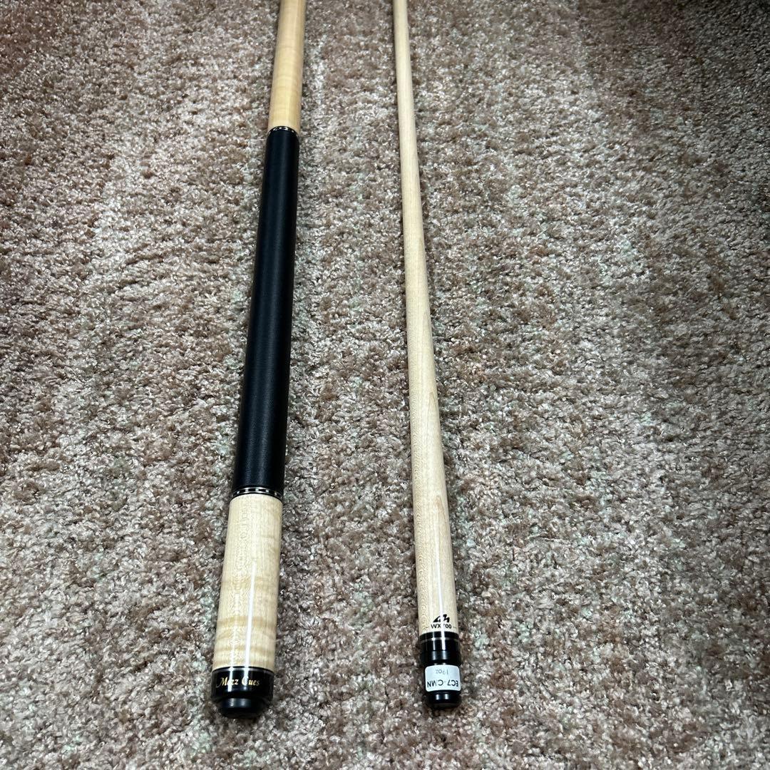 ビリヤードキュー(MezzCues)ケース付き
