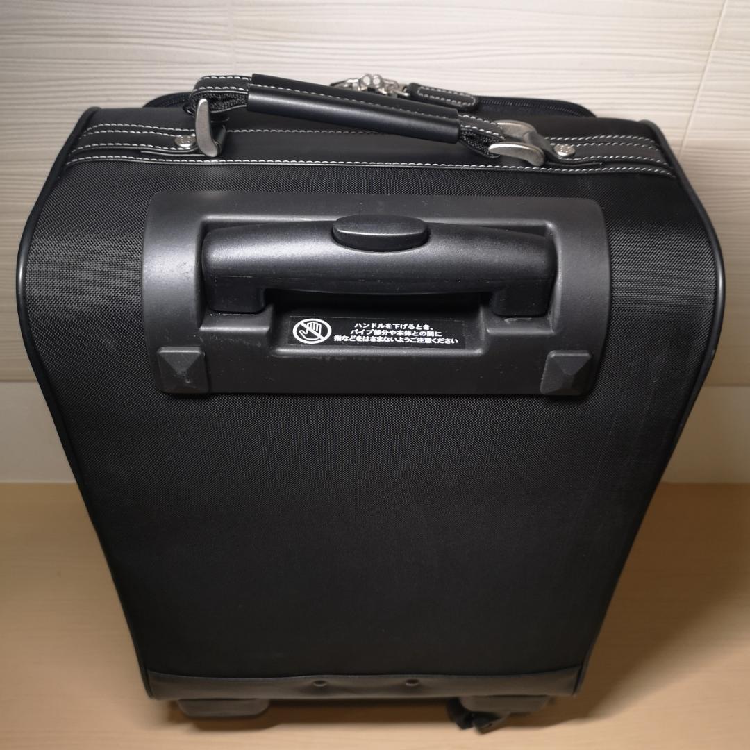 【新品未使用】marie claire マリクレ　キャリーケース　スーツケース