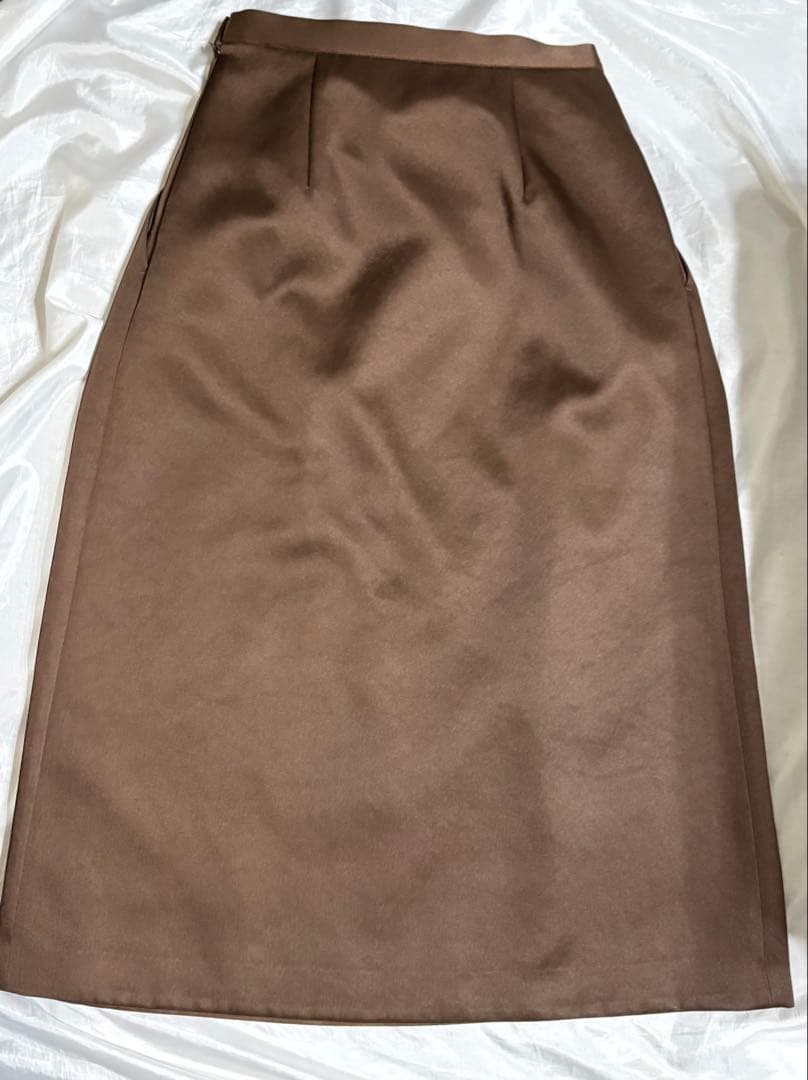 お値下げ 新品！セブンテン seventen タックタイトスカート ブラウン S