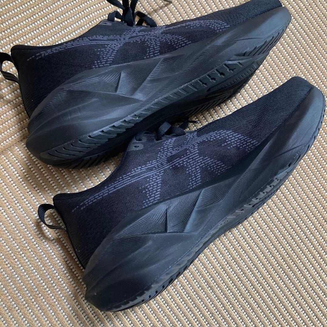 asics NOVABLAST5 ノヴァブラスト5 25.5㎝ WIDE